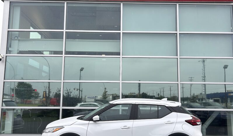 
2025 NISSAN KICKS PLAY SV full									
