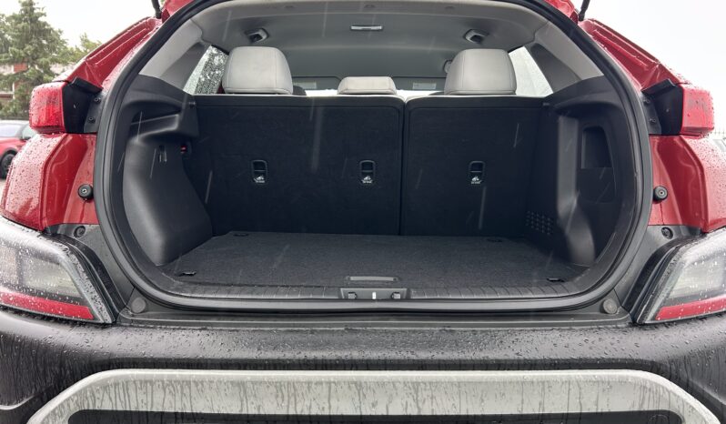 
2022 HYUNDAI KONA LE full									