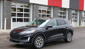 
2022 FORD ESCAPE TITANIUM full								