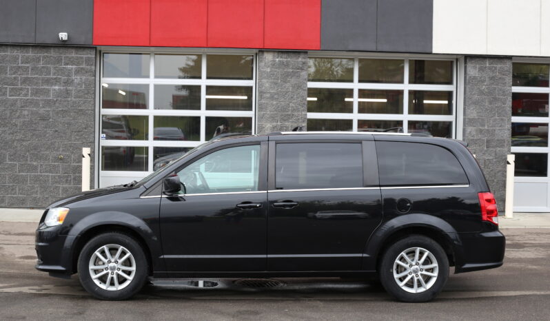 
2019 DODGE GRAND CARAVAN SXT full									