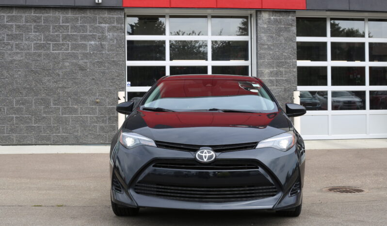 
2018 TOYOTA COROLLA full									