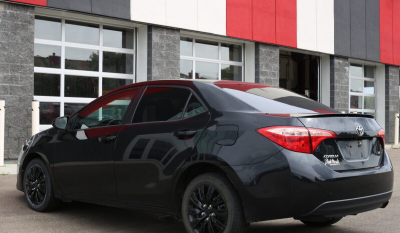 
2018 TOYOTA COROLLA full									