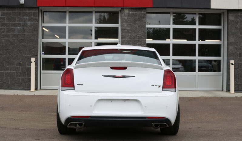 
2022 CHRYSLER 300 full									