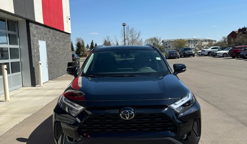 
2024 TOYOTA RAV4 XLE full									