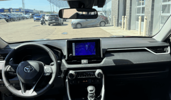 
2024 TOYOTA RAV4 XLE full								