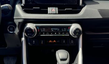 
2024 TOYOTA RAV4 XLE full								