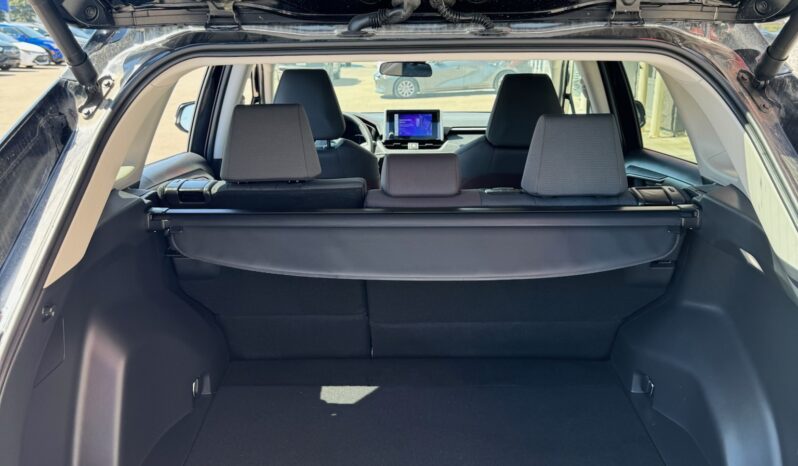 
2024 TOYOTA RAV4 XLE full									