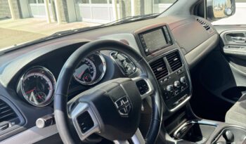 
2019 Dodge Grand Caravan SXT full								