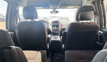 
2019 Dodge Grand Caravan SXT full								