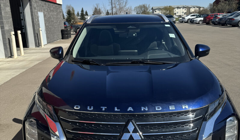 
2024 MITSUBISHI OUTLANDER SE full									