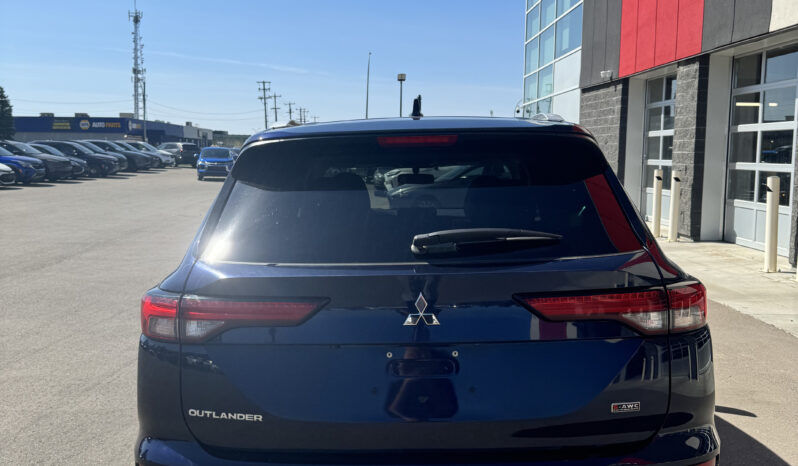 
2024 MITSUBISHI OUTLANDER SE full									