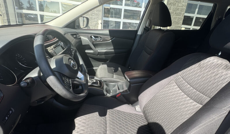 
2019 NISSAN ROGUE SV AWD full									