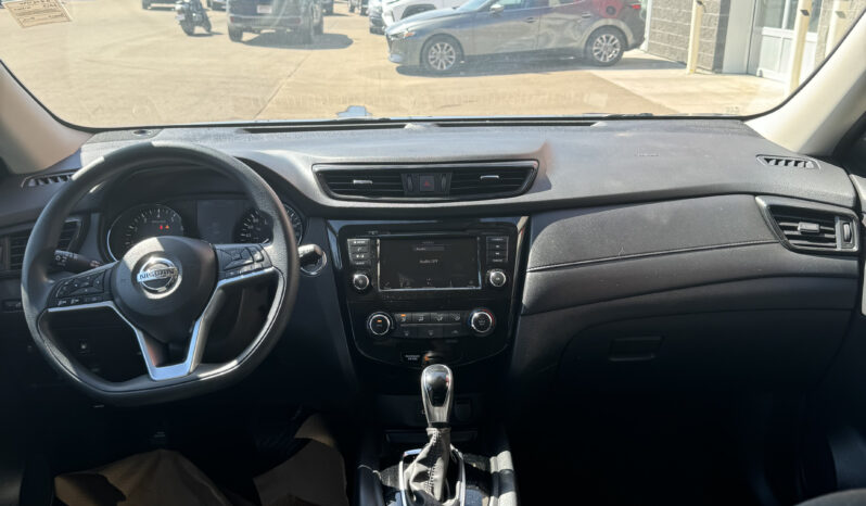 
2019 NISSAN ROGUE SV AWD full									