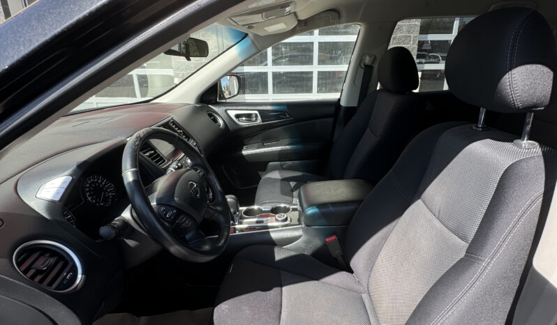 
2019 NISSAN PATHFINDER S full									