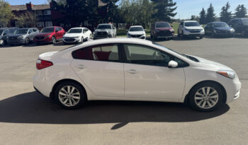 
2016 KIA FORTE LX full								