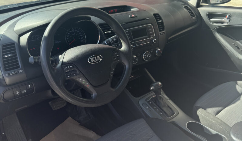 
2016 KIA FORTE LX full									