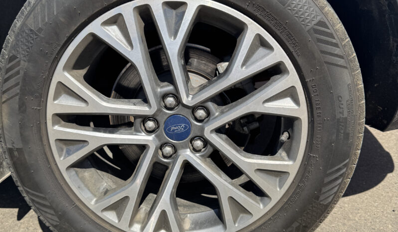 
2018 FORD ESCAPE SEL full									