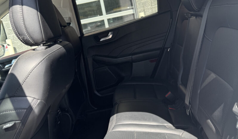 
2018 FORD ESCAPE SEL full									