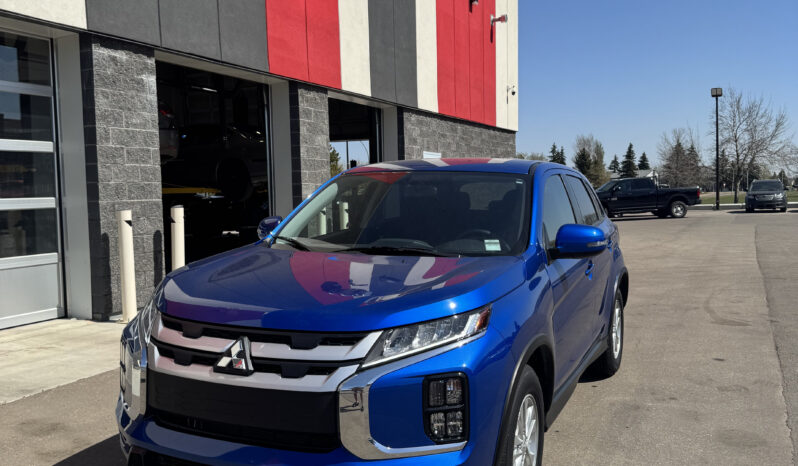 
2024 MITSUBISHI RVR SE full									