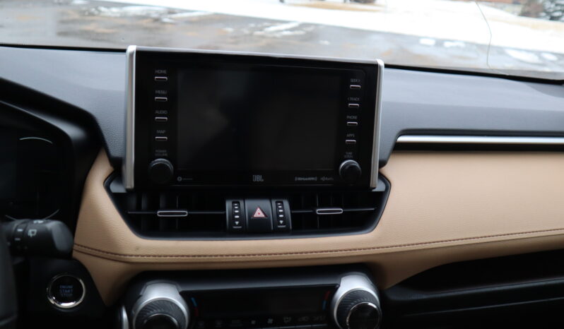 
2020 Toyota Rav4 full									