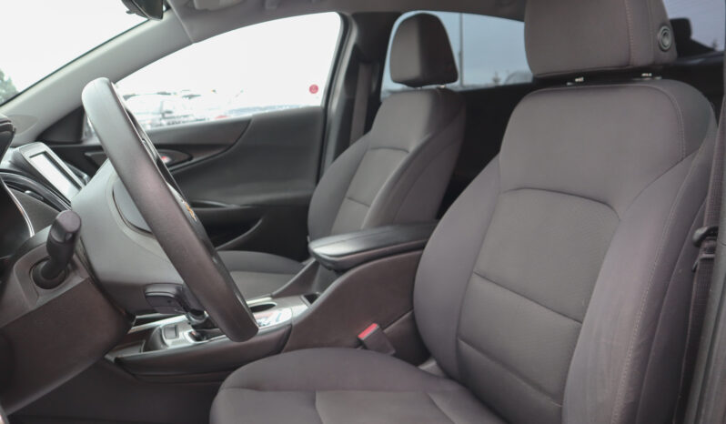 
2016 Chevrolet Malibu full									