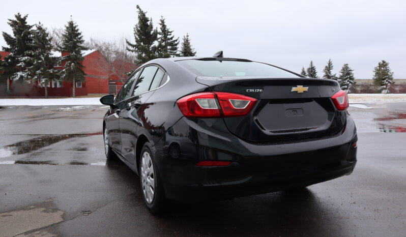 2018 Chevrolet Cruze full