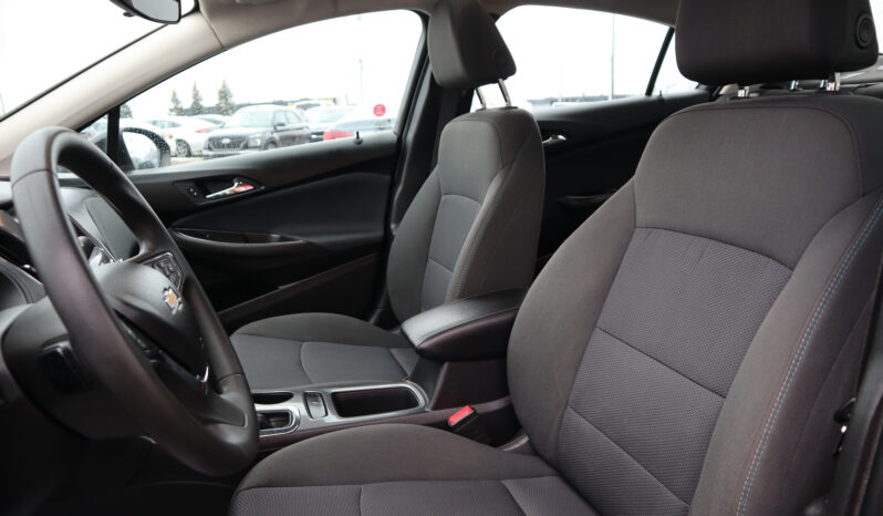 2018 Chevrolet Cruze full