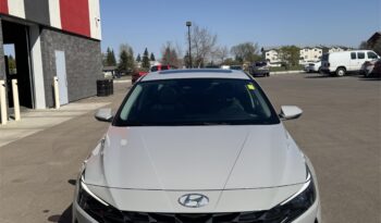 
2022 HYUNDAI ELANTRA SEL full								