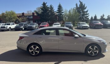 
2022 HYUNDAI ELANTRA SEL full								