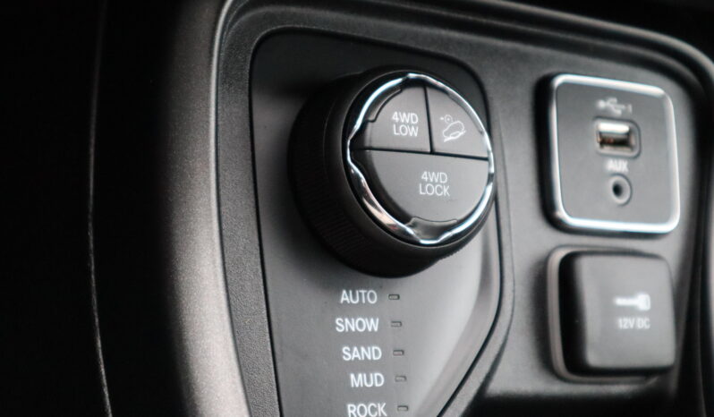 
2021 Jeep Compass full									