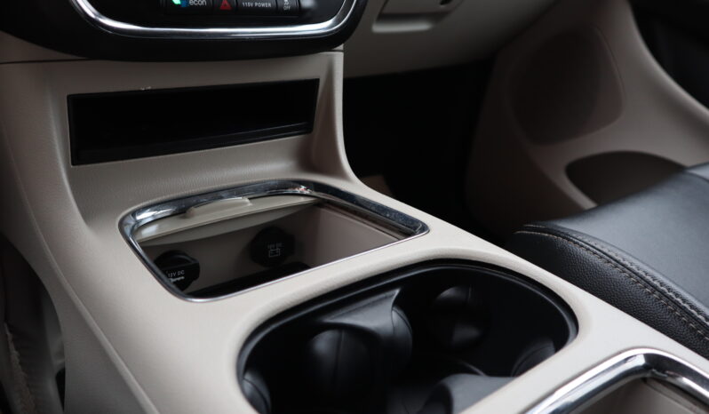 2020 Dodge Grand Caravan full