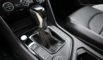 2023 Volkswagen Taos full
