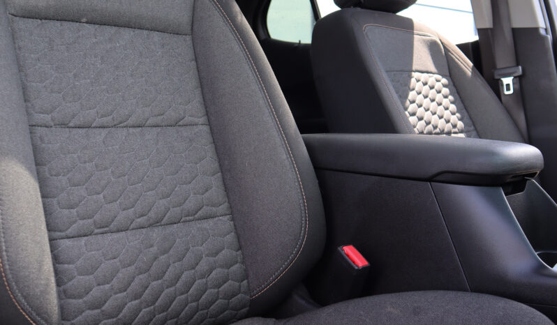 
2018 Chevrolet Equinox LT full									