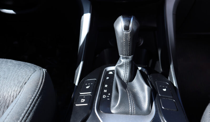 
2018 Hyundai Santa  Fe full									