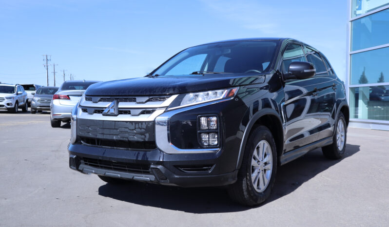 
2022 Mitsubishi RVR full									