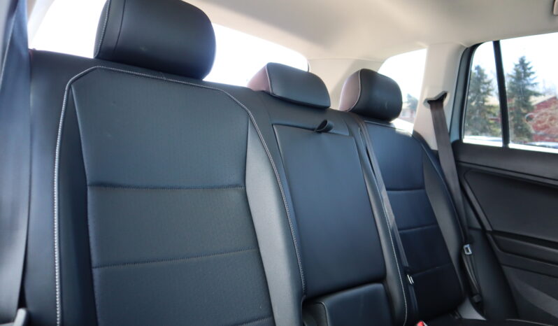 
2021 Volkswagen Tiguan full									