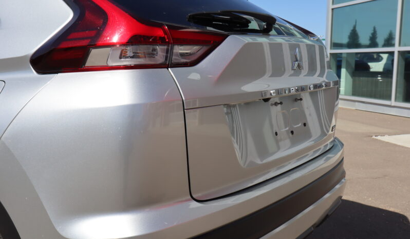 
2022 Mitsubishi Eclipse Cross full									