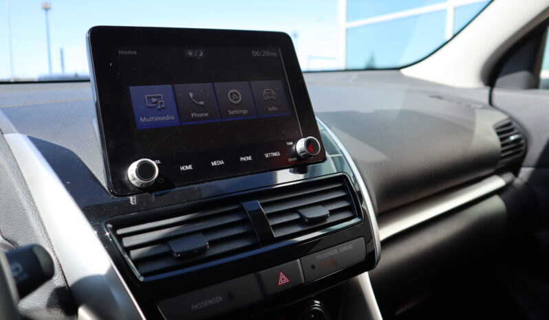 
2022 Mitsubishi Eclipse Cross full									