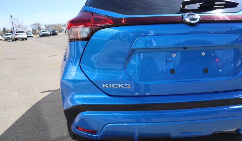 
2021 Nissan Kicks full									