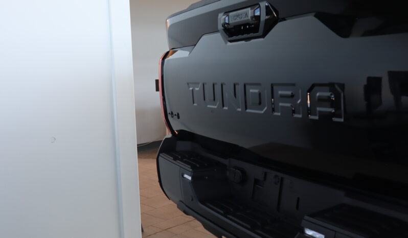 
2024 Toyota Tundra full									