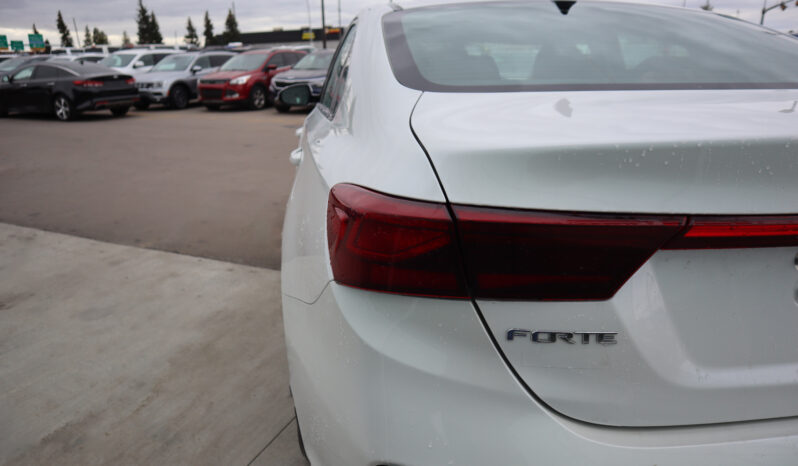 
2019 Kia Forte Ex full									