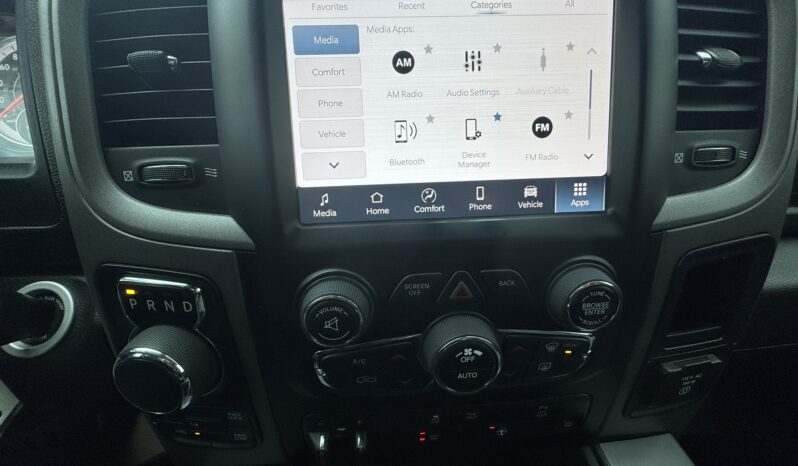 
2022 RAM 1500 CLASSIC TRADESMAN full									