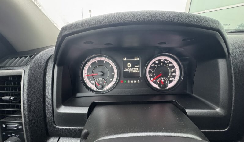 
2022 RAM 1500 CLASSIC TRADESMAN full									