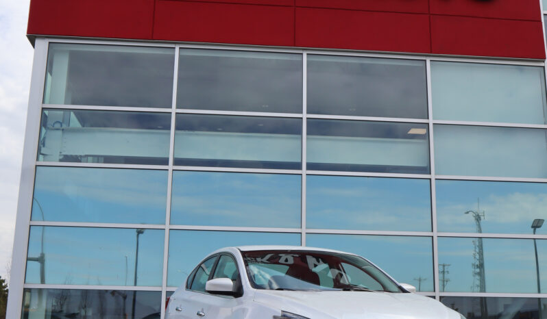 
2019 Nissan Sentra full									