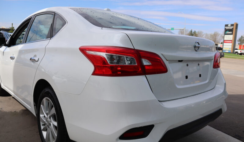 
2019 Nissan Sentra full									