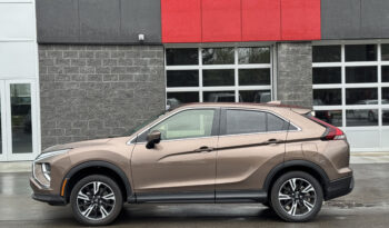 
2024 MITSUBISHI ECLIPSE CROSS ES full								