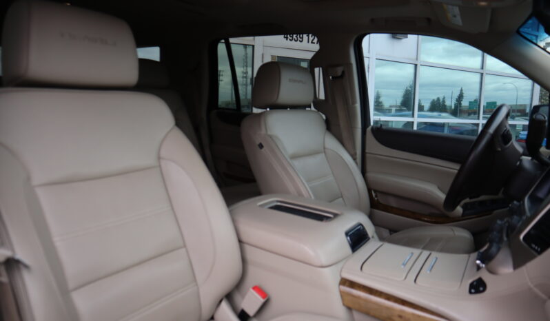 
2017 GMC Yukon Denali full									