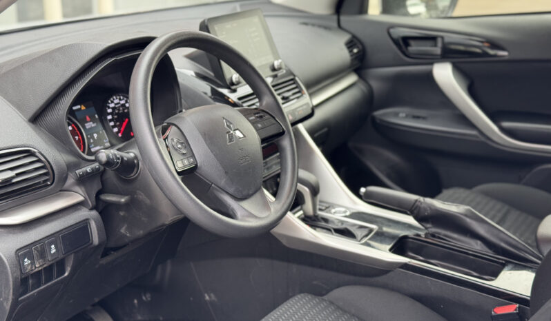 
2023 MITSUBISHI ECLIPSE CROSS ES full									