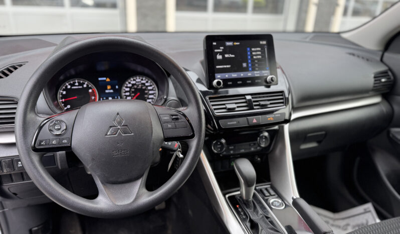 
2023 MITSUBISHI ECLIPSE CROSS ES full									