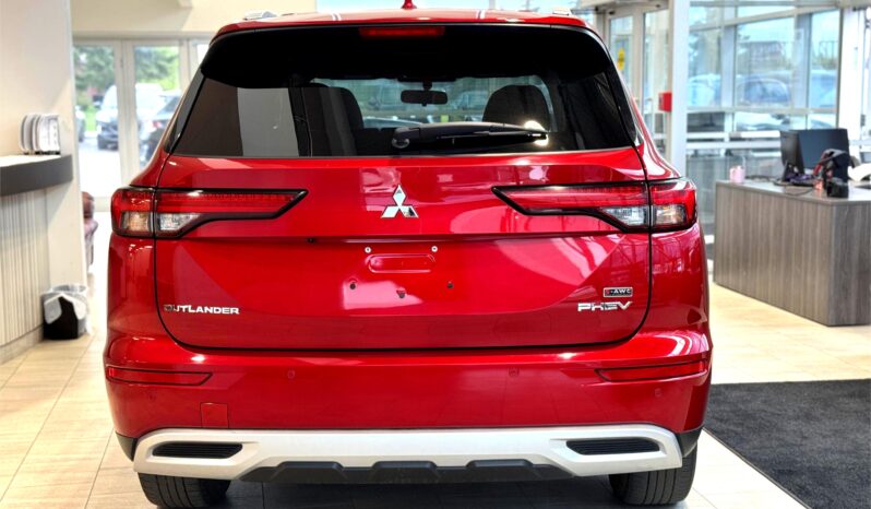 
2023 MITSUBISHI OUTLANDER SE full									